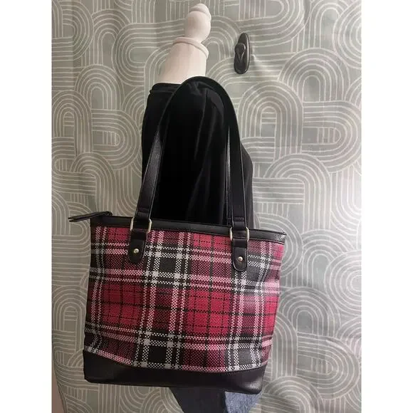Bueno Red Plaid Tote Bag Faux leather Trim Shoulder Bag Large Zip Top - Picture 1 of 5